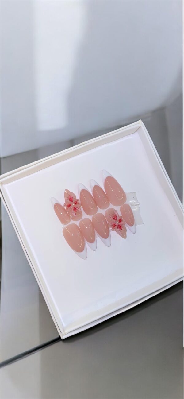 Signature French with 3D flower